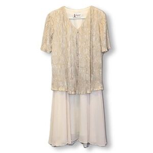Vintage 80s Faux Layer Formal Gown Pleated Metallic Gold Short Sleeve Womens XL